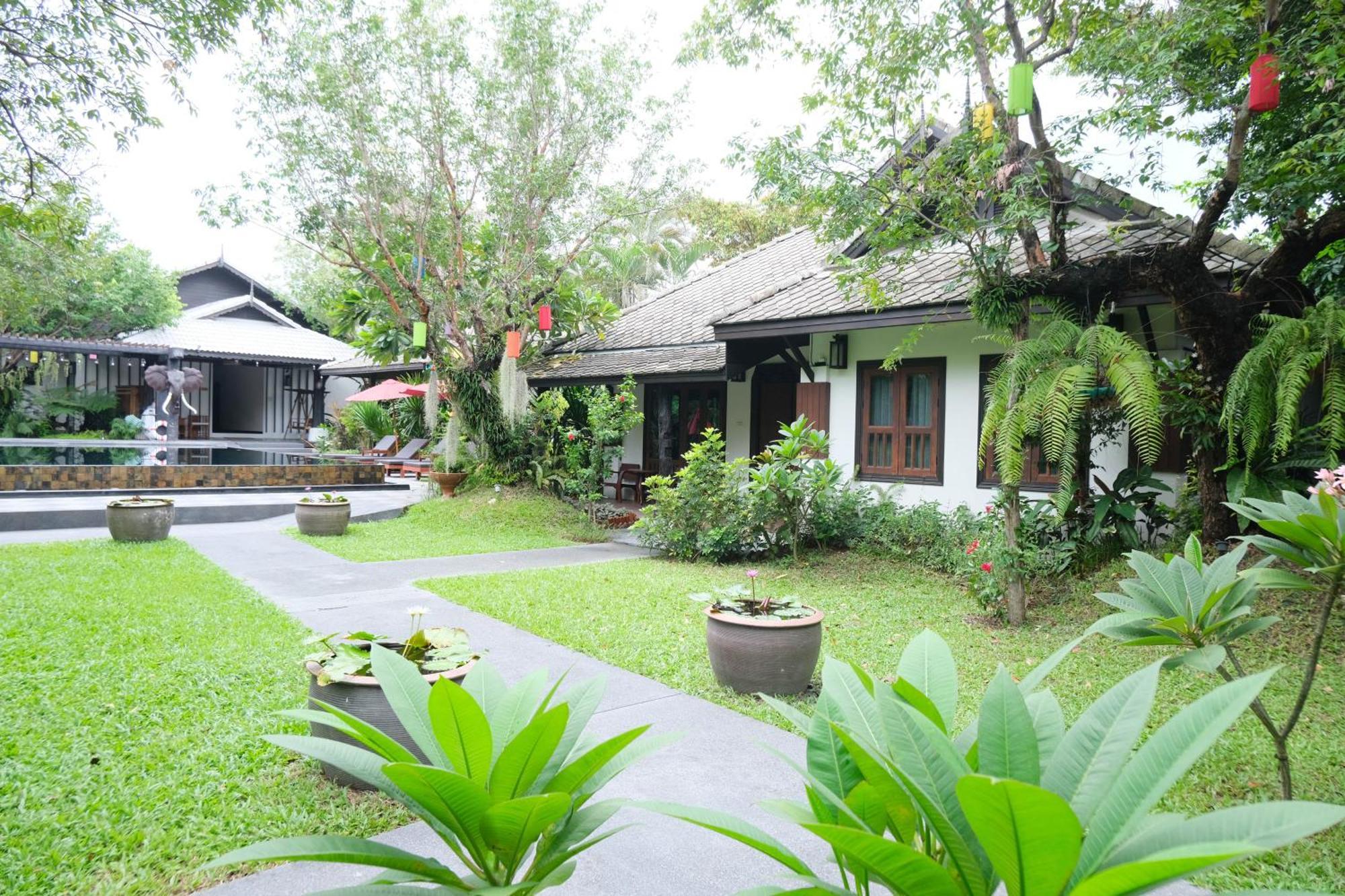 Vimarn Kaew Village And Resort Chiang Mai Extérieur photo