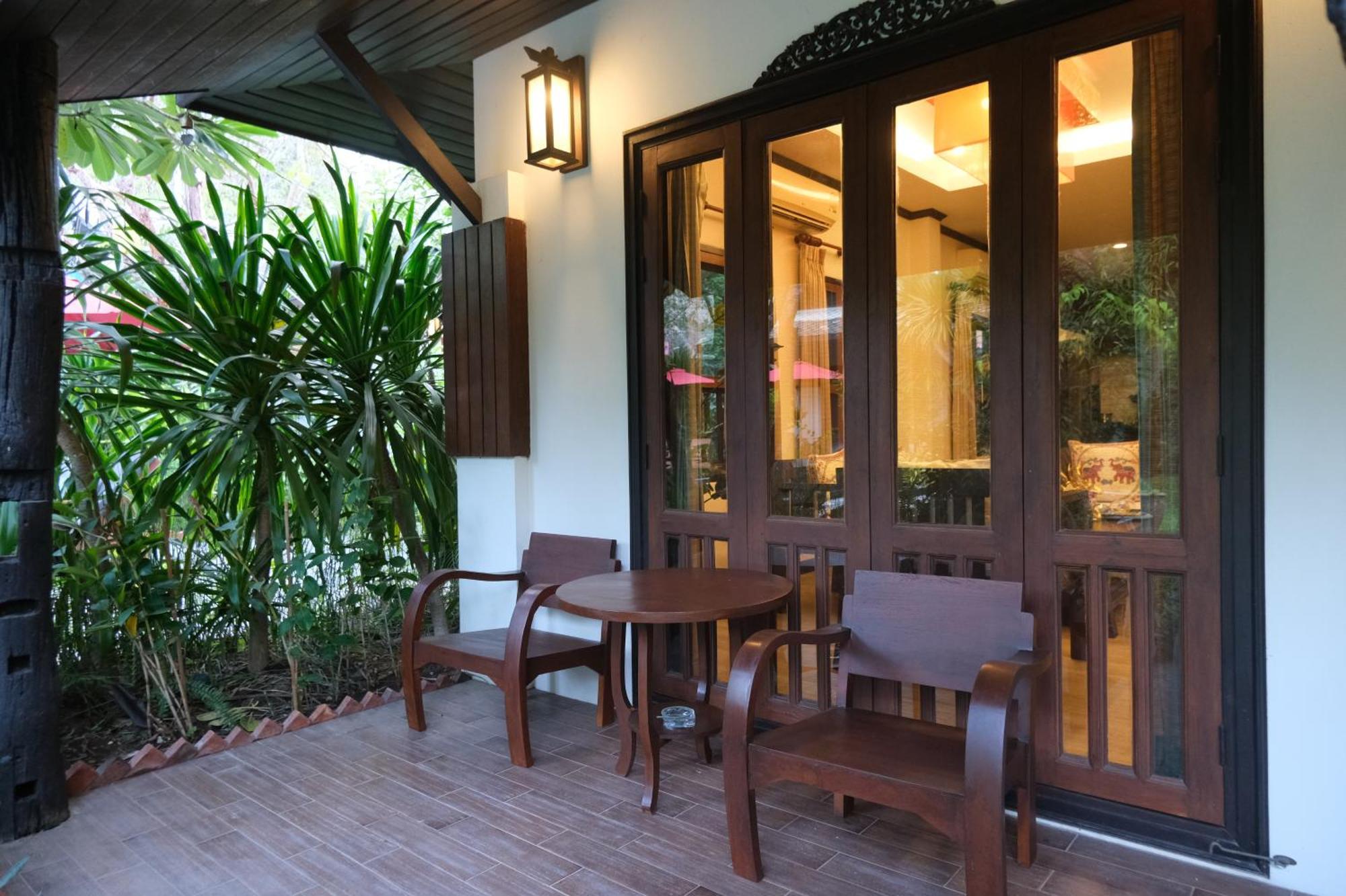 Vimarn Kaew Village And Resort Chiang Mai Extérieur photo